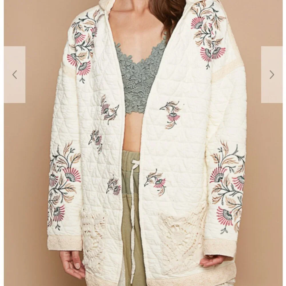 125. Long Sleeve Jacket top in quilting with embroidery point crochet pockets - Picture 3 of 6